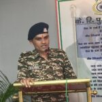 CRPF जवानों संग राखी का जश्न, बंधा अपनत्व का धागा