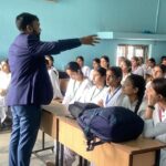 घुमारवीं में क्रैक एकेडमी का सेमिनार: छात्राओं को मिला सफलता का सूत्र